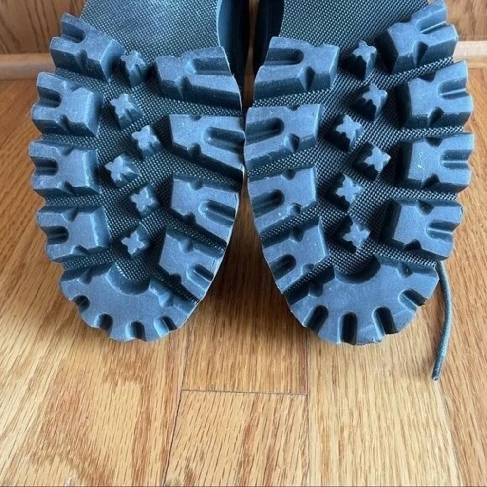J.crew Gwen boots women's size 7.5 canvas lace‎ up lug sole slate green EUC